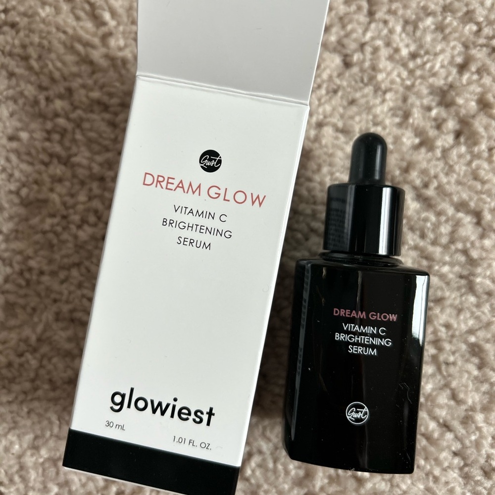 glowiest Dream glow Vitamin C serum
